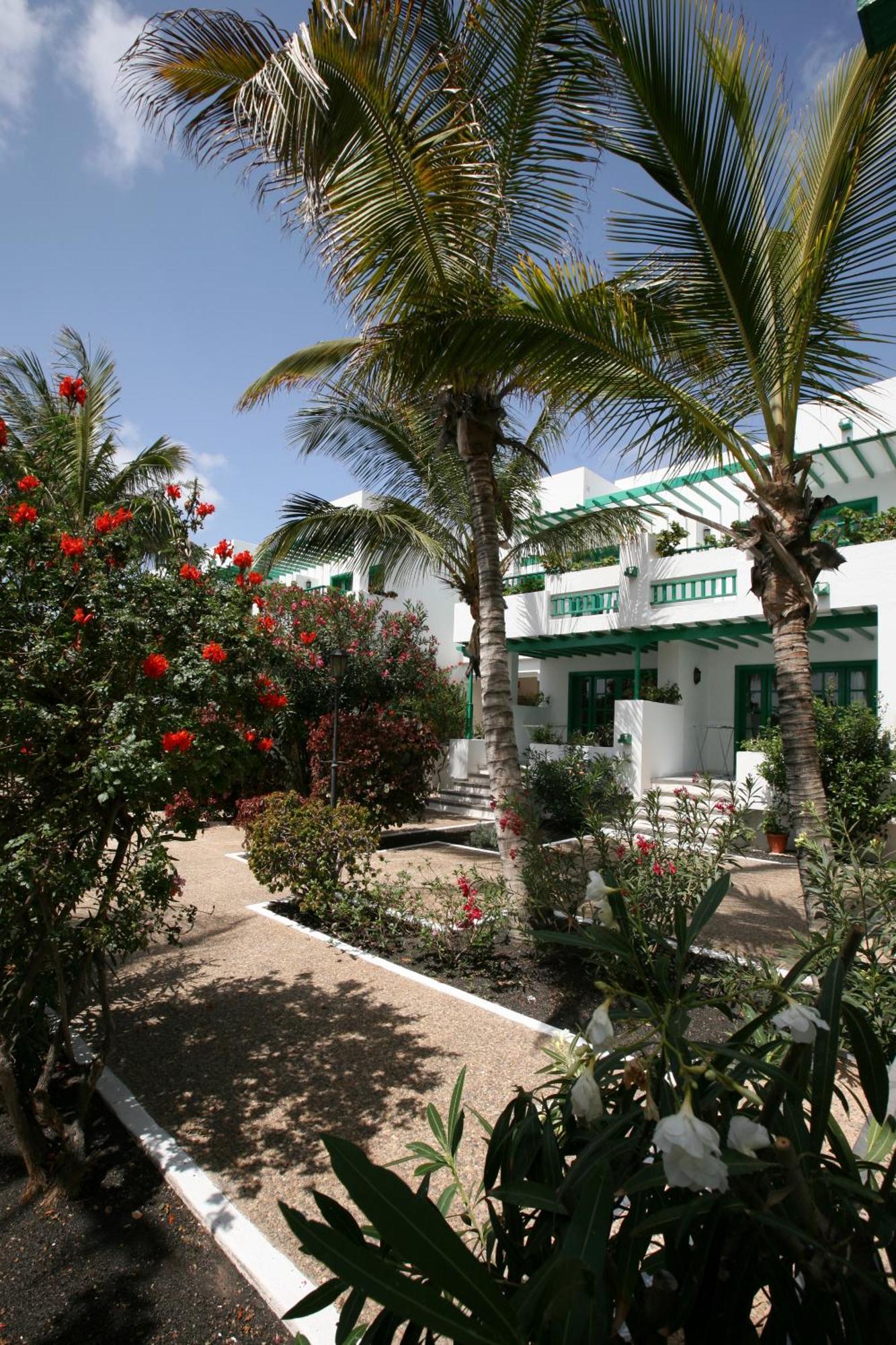 Nazaret Apartments Costa Teguise Exterior photo